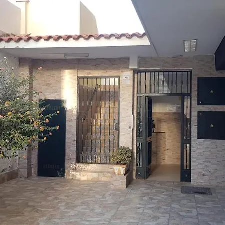 Holidays2torremolinos In Loma Del Colegial Close To Center With Pool, Rooftop Terrace Appartamento