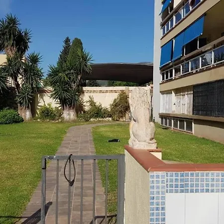 Appartement Holidays2torremolinos In Loma Del Colegial Close To Center With Pool, Rooftop Terrace